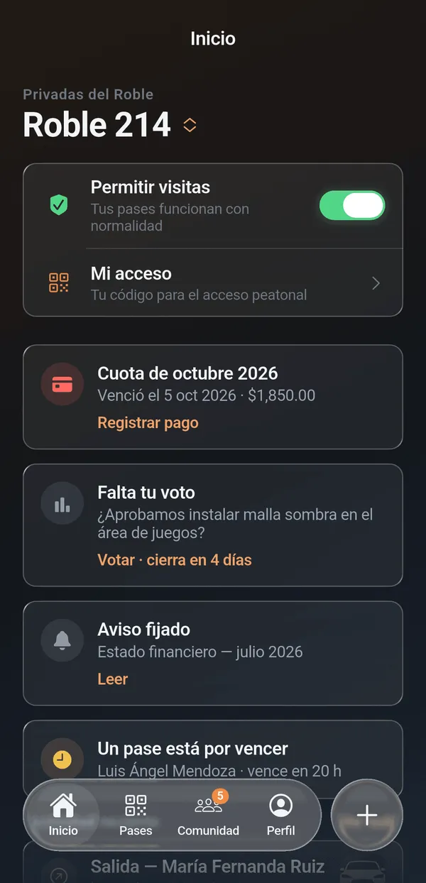 Pantalla de inicio de la app de residentes SysGate con cuotas, votaciones y avisos